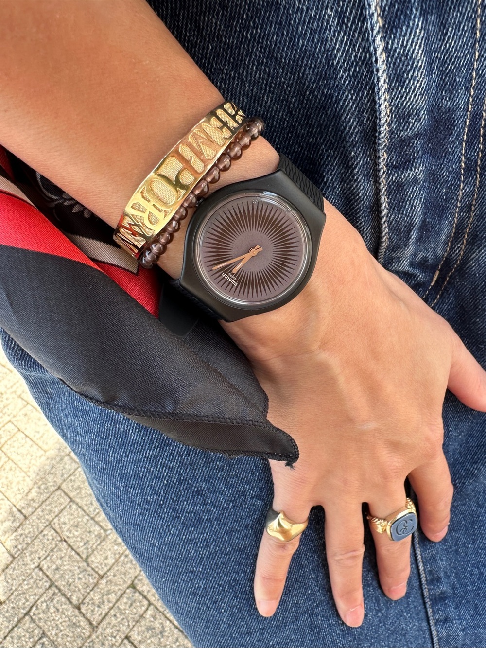 Swatch Ultra Thin New Skin SKINNELLA (SVOB104) Watch Black Unisex Watch - Picture 2 of 13